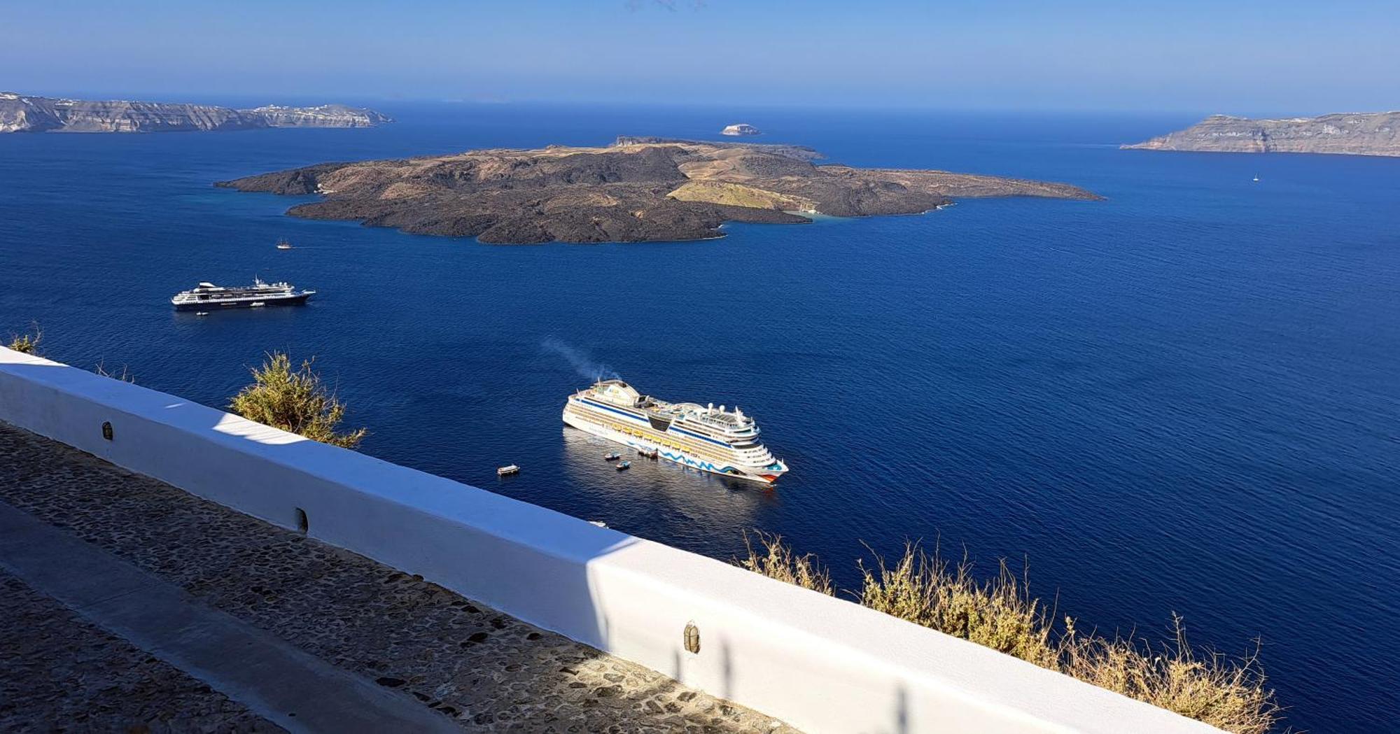 Yposkafo Suites - Studio - Santorini Fira  Exteriör bild