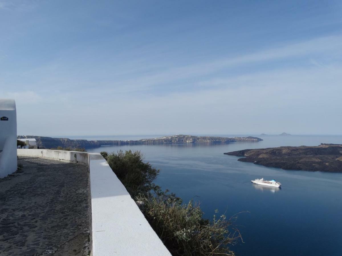 Yposkafo Suites - Studio - Santorini Fira  Exteriör bild